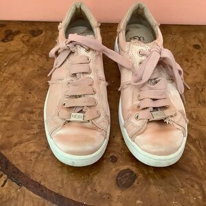 UGG  Pink Milo Spill Seam  Women's Size 6.5 Leather Shoes